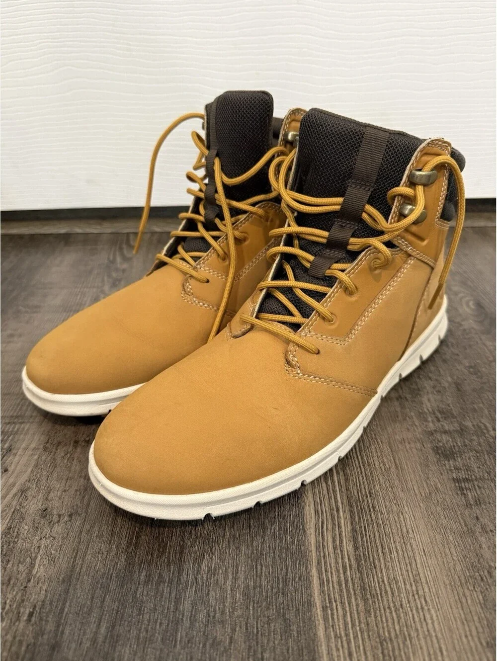 Timberland Graydon 6 inch Wheat Tan Nubuck Sneaker Boots Mens Size 8